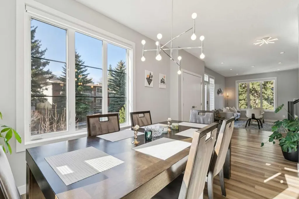 1710 28 Avenue SW Calgary AB T2T 1J6