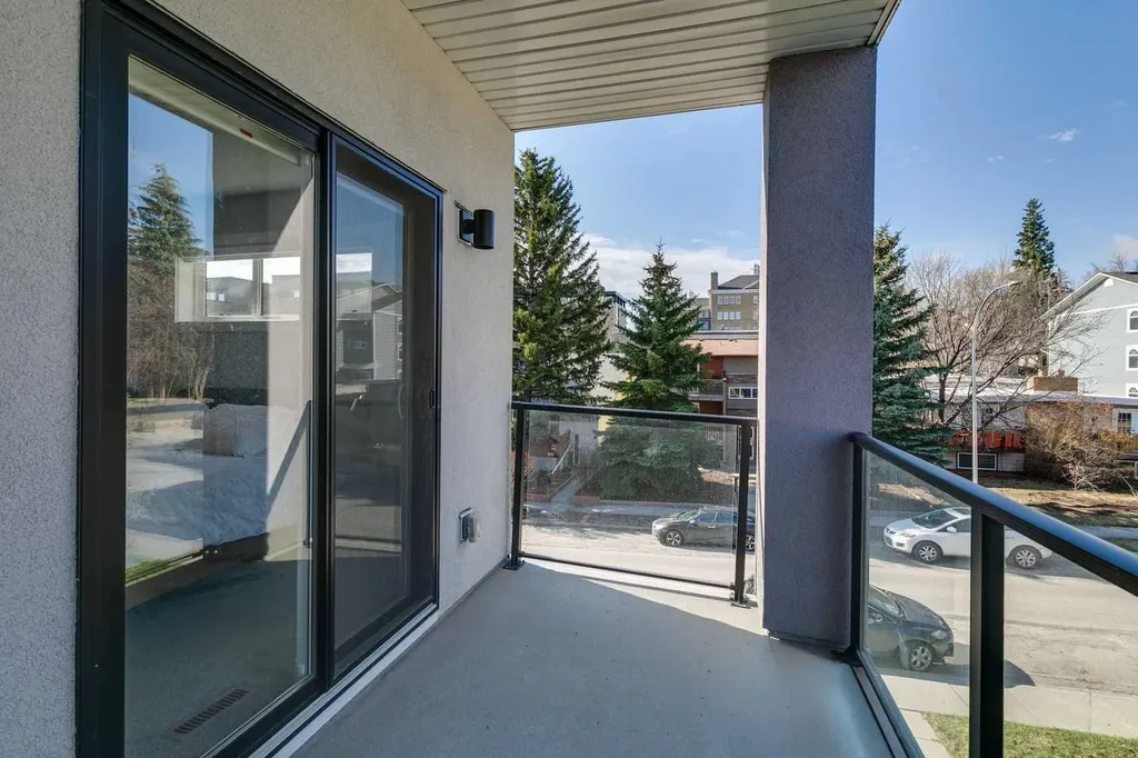 1710 28 Avenue SW Calgary AB T2T 1J6
