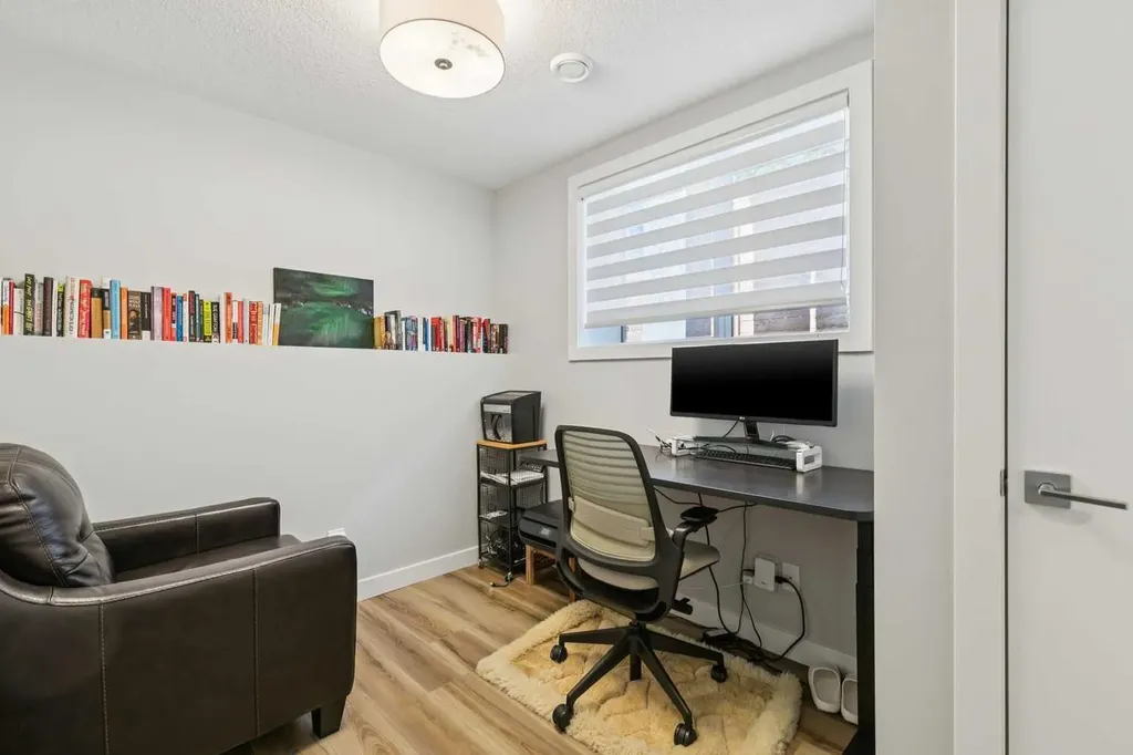 1710 28 Avenue SW Calgary AB T2T 1J6