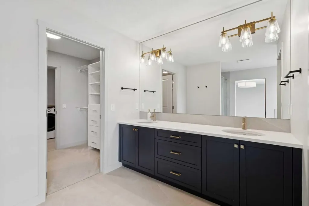 243 Marina Grove SE Calgary AB T3M3J4
