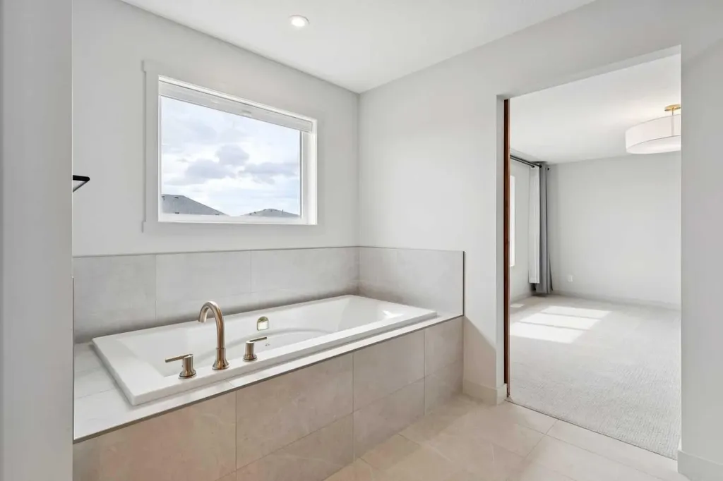 243 Marina Grove SE Calgary AB T3M3J4