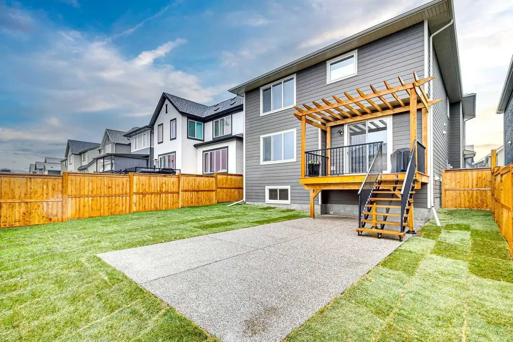 243 Marina Grove SE Calgary AB T3M3J4