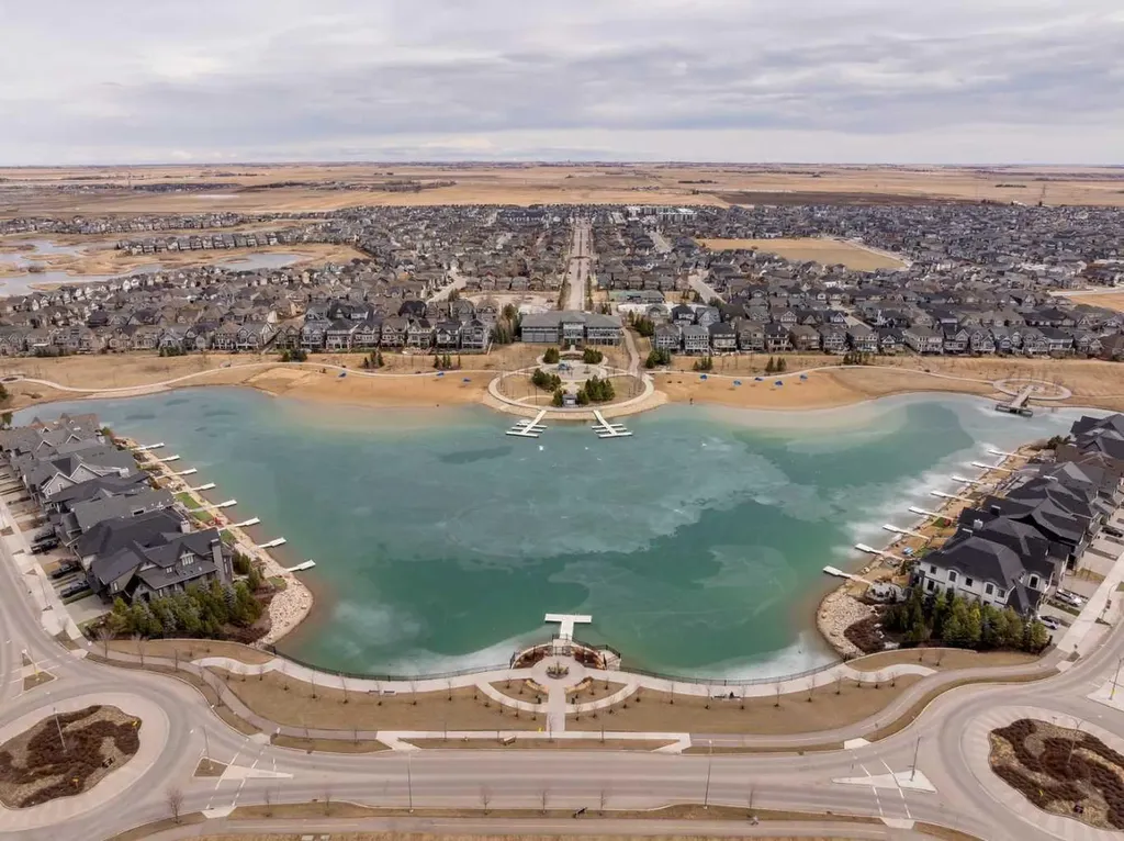 243 Marina Grove SE Calgary AB T3M3J4
