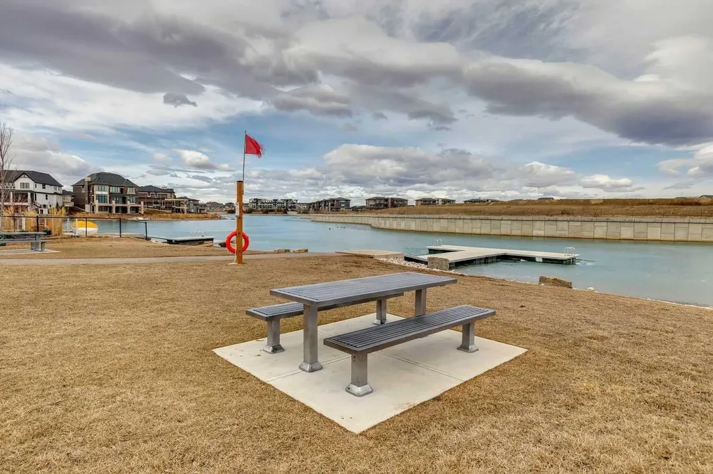 243 Marina Grove SE Calgary AB T3M3J4