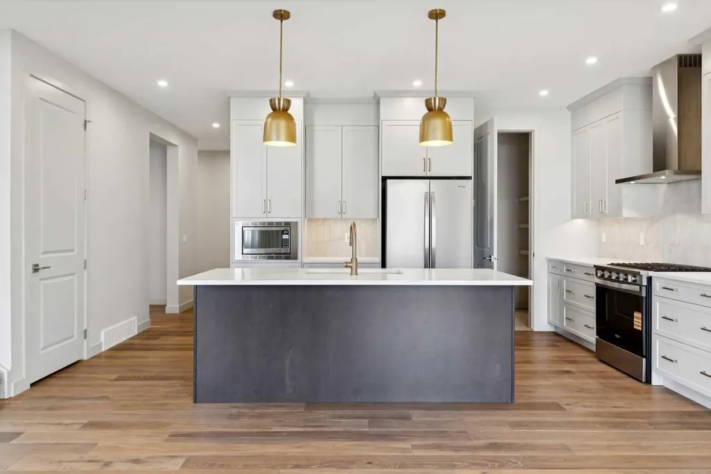 243 Marina Grove SE Calgary AB T3M3J4