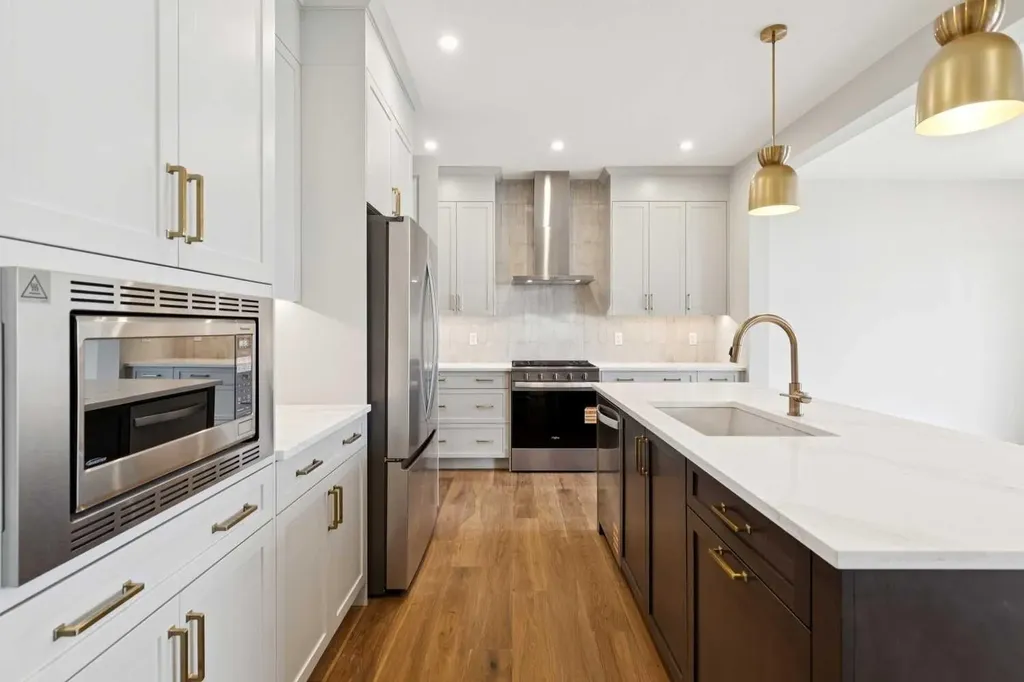 243 Marina Grove SE Calgary AB T3M3J4