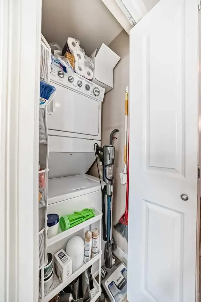 117 Copperpond Common SE Calgary AB T2Z 5E2