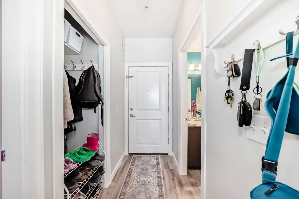 117 Copperpond Common SE Calgary AB T2Z 5E2