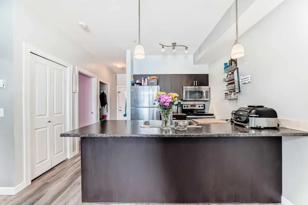 117 Copperpond Common SE Calgary AB T2Z 5E2