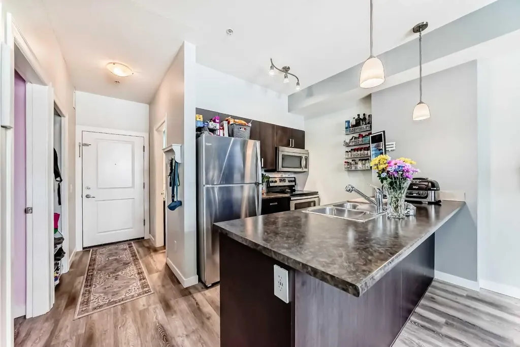 117 Copperpond Common SE Calgary AB T2Z 5E2
