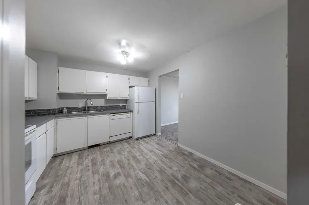 5219 57 Street Lloydminster AB T9V0V4