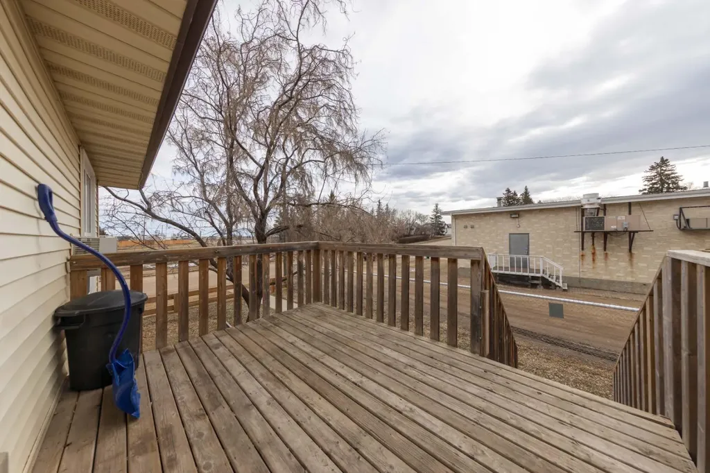 5219 57 Street Lloydminster AB T9V0V4