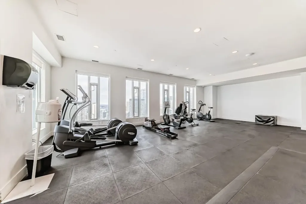 901 10 Avenue SW Calgary AB T2R 0B5