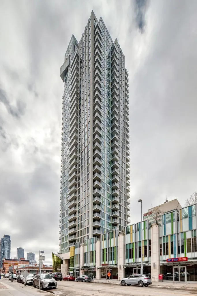 901 10 Avenue SW Calgary AB T2R 0B5