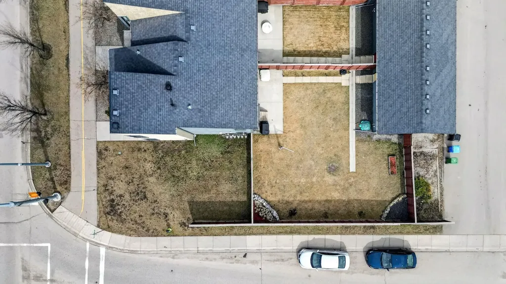 180 Walden Gate SE Calgary AB T2X 0P3