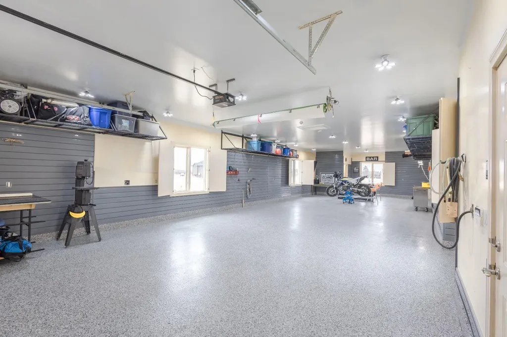 262060 Range Road 33 Rural Rocky View County AB T4C 0G6