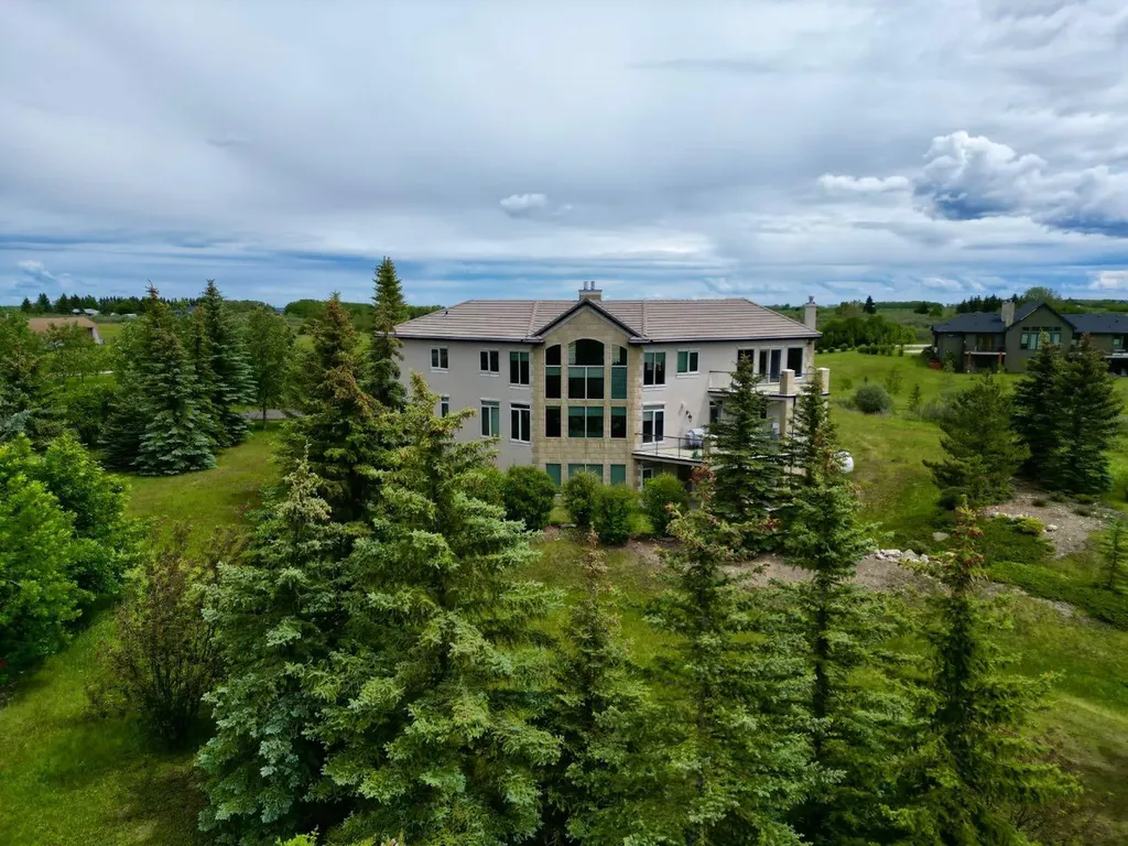 262060 Range Road 33 Rural Rocky View County AB T4C 0G6