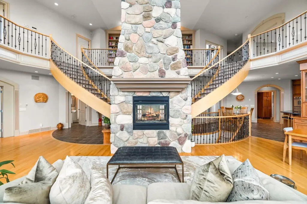 262060 Range Road 33 Rural Rocky View County AB T4C 0G6