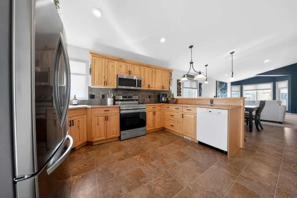 4709 7 Street Coalhurst AB T0L 0V0