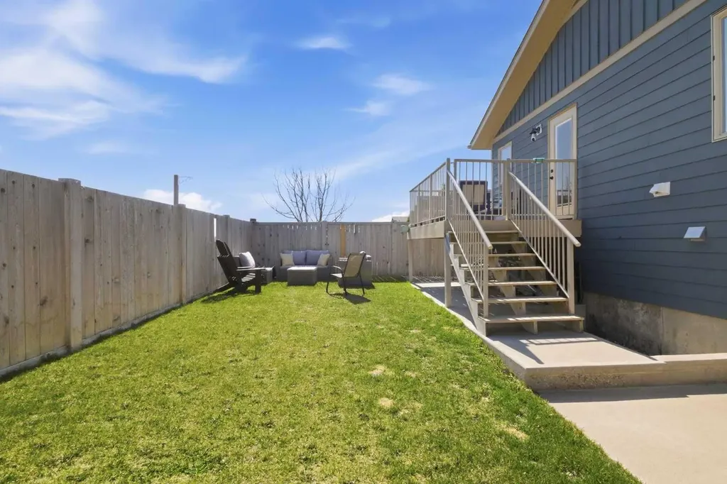 4709 7 Street Coalhurst AB T0L 0V0