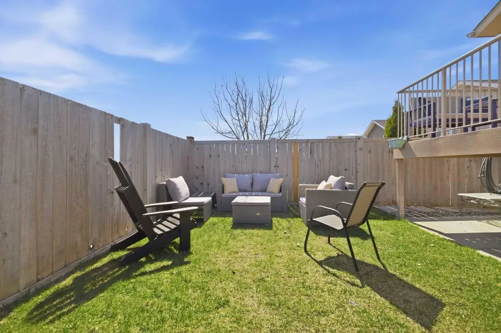 4709 7 Street Coalhurst AB T0L 0V0