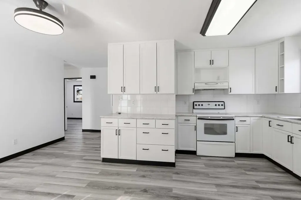 162 Elmore Drive Fort Mcmurray AB T9H 4N3