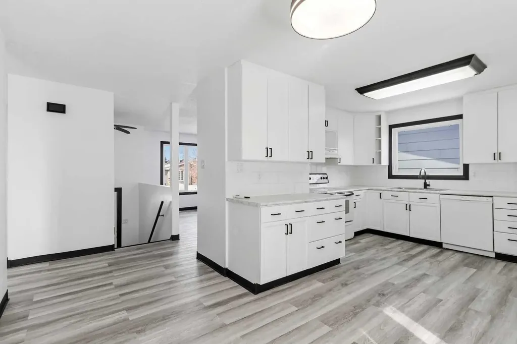 162 Elmore Drive Fort Mcmurray AB T9H 4N3
