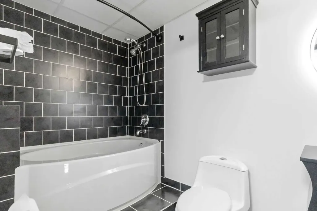 162 Elmore Drive Fort Mcmurray AB T9H 4N3