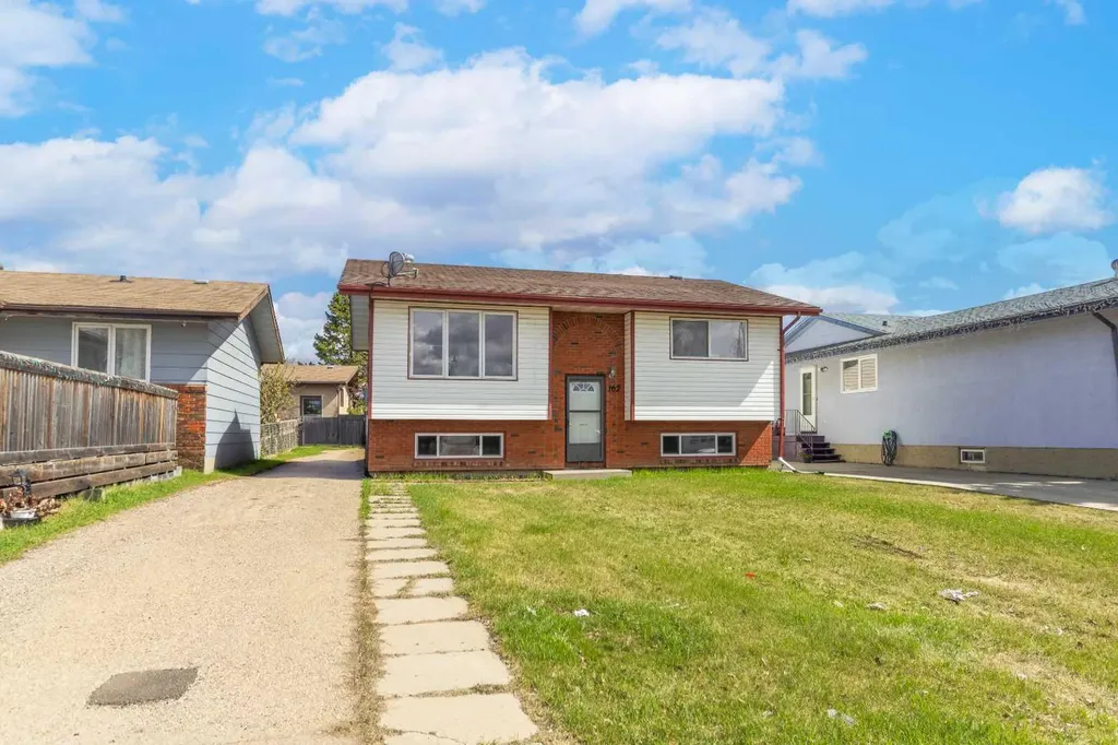 162 Elmore Drive Fort Mcmurray AB T9H 4N3