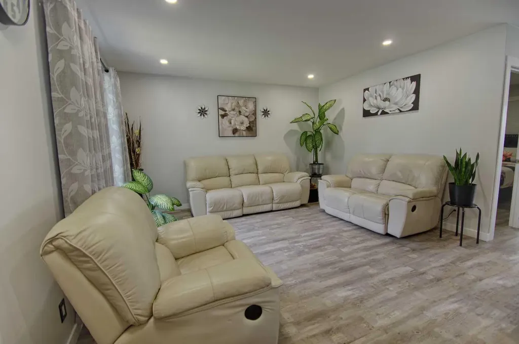 1015 19 Avenue Coaldale AB T1M 1N1