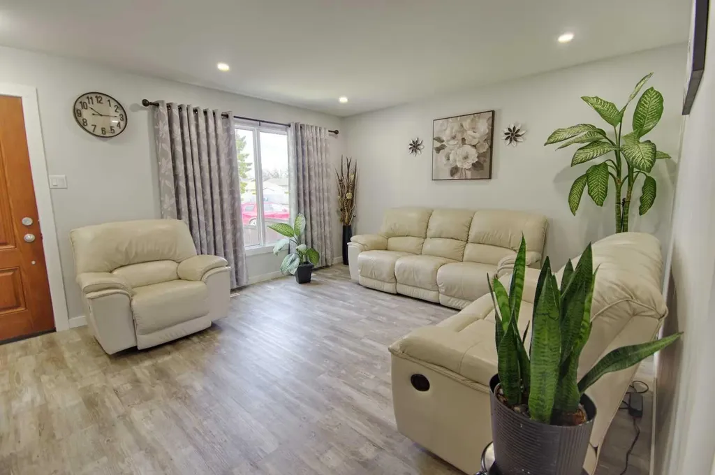 1015 19 Avenue Coaldale AB T1M 1N1