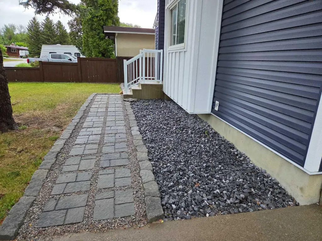 1015 19 Avenue Coaldale AB T1M 1N1