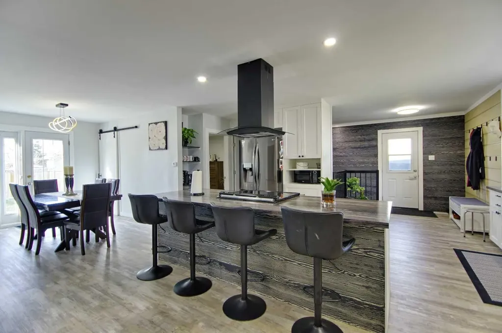 1015 19 Avenue Coaldale AB T1M 1N1