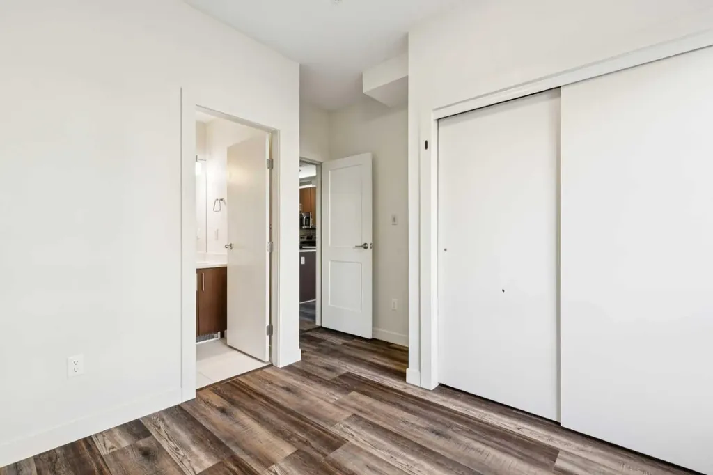 15233 1 Street SE Calgary AB T2X 0X5