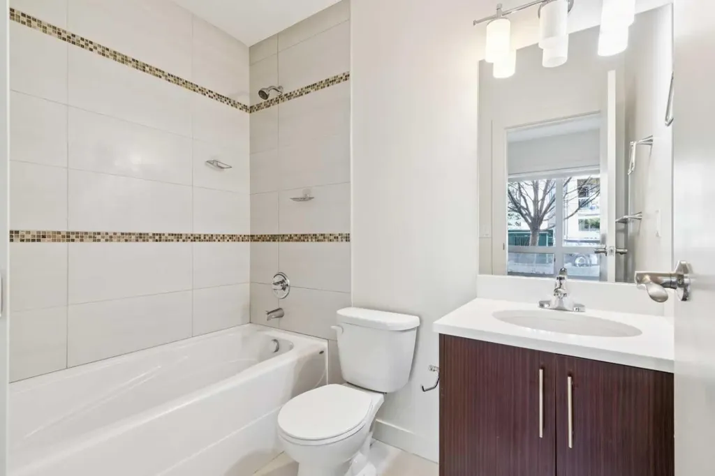 15233 1 Street SE Calgary AB T2X 0X5