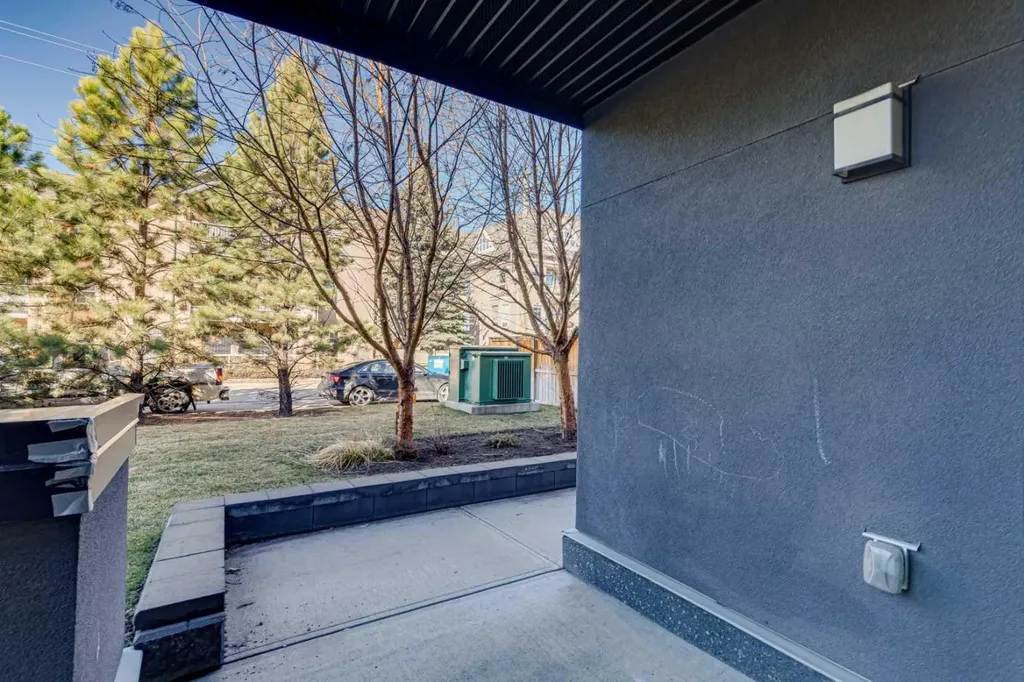 15233 1 Street SE Calgary AB T2X 0X5