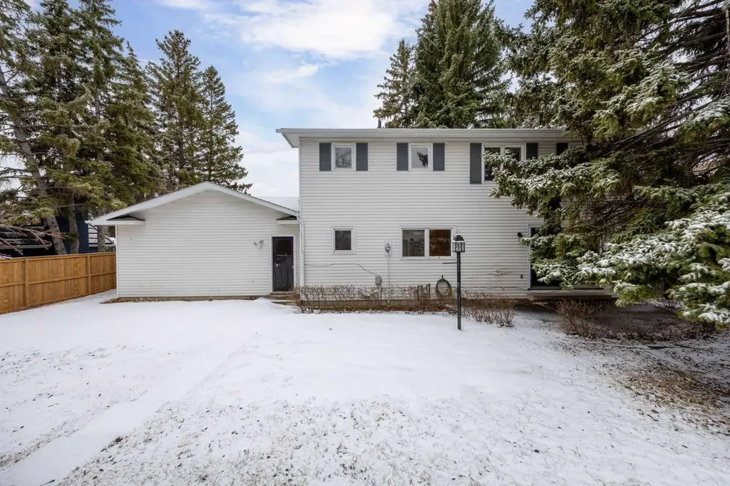 356 Willow Ridge Place SE Calgary AB T2J 1N4