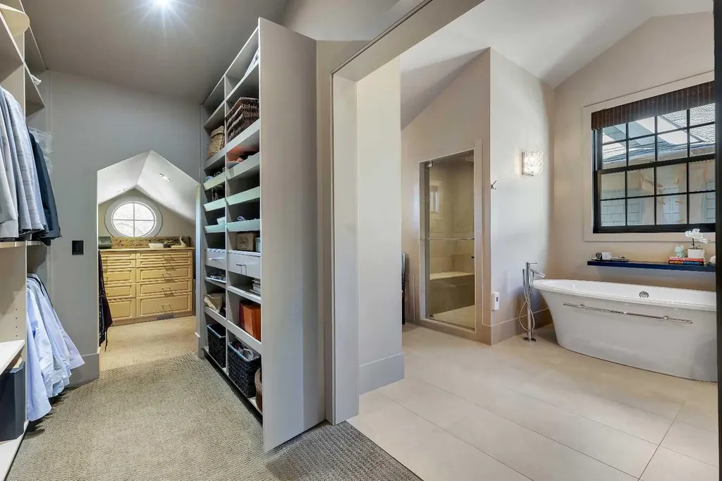 239 37 Avenue SW Calgary AB T2S0V1