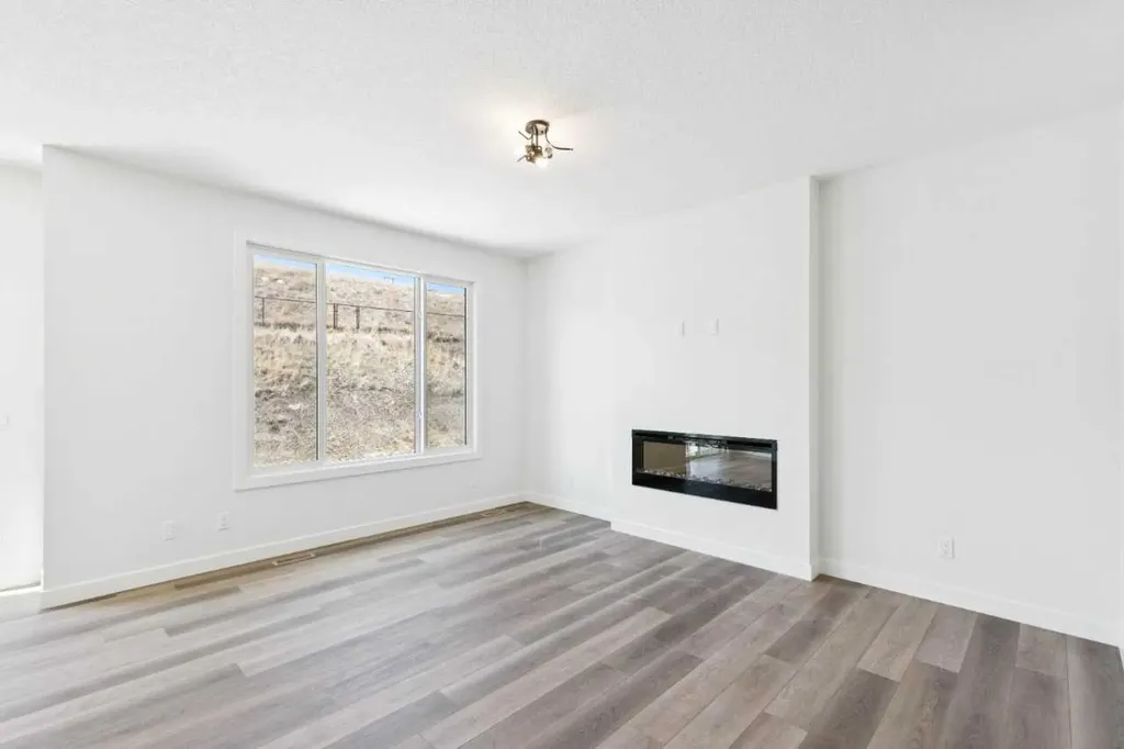 1047 Fowler Road SW Airdrie AB T4B5T2
