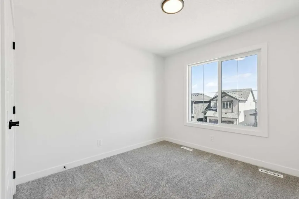 1047 Fowler Road SW Airdrie AB T4B5T2