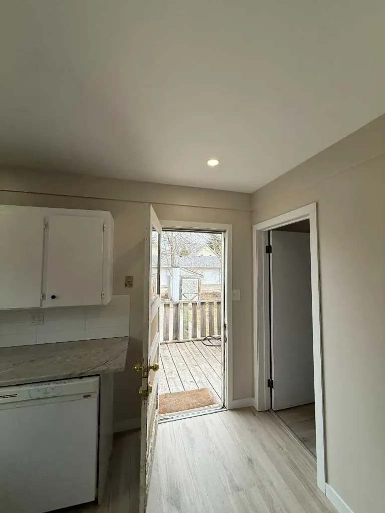 419 12 Street N Lethbridge AB T1H 2G6
