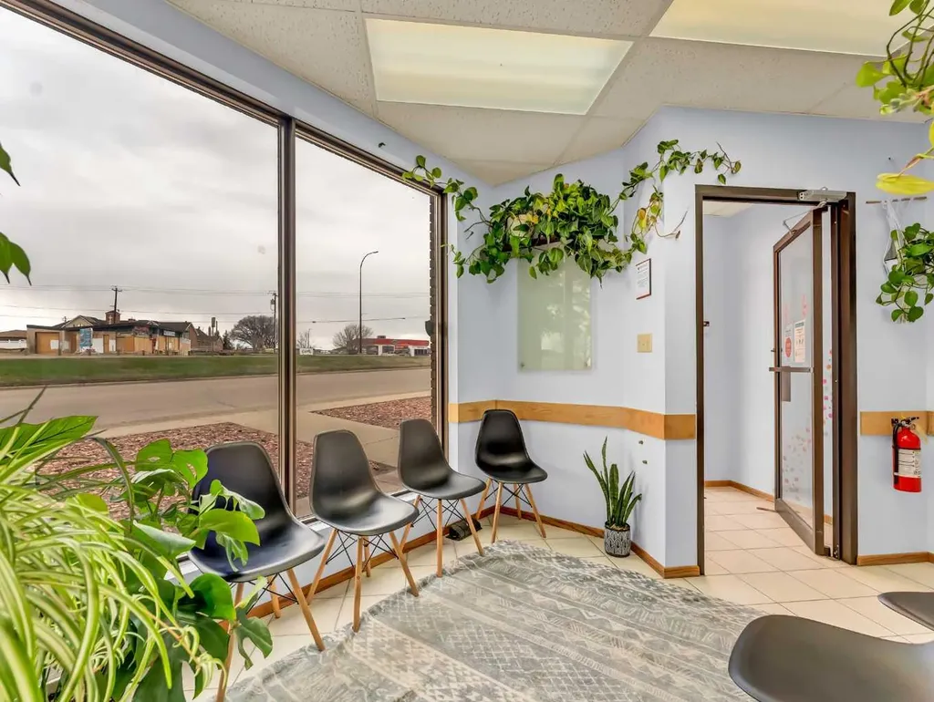 809 Bullivant Crescent SW Medicine Hat AB T1A 5G5