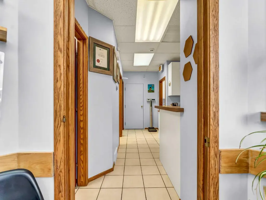 809 Bullivant Crescent SW Medicine Hat AB T1A 5G5