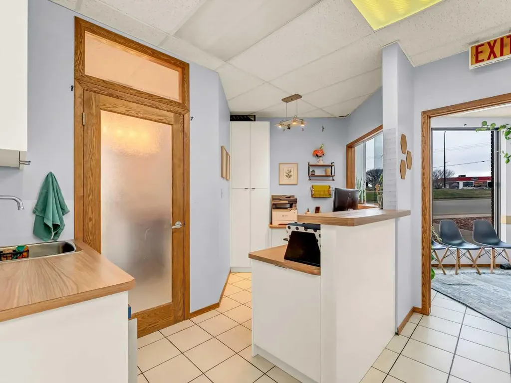 809 Bullivant Crescent SW Medicine Hat AB T1A 5G5