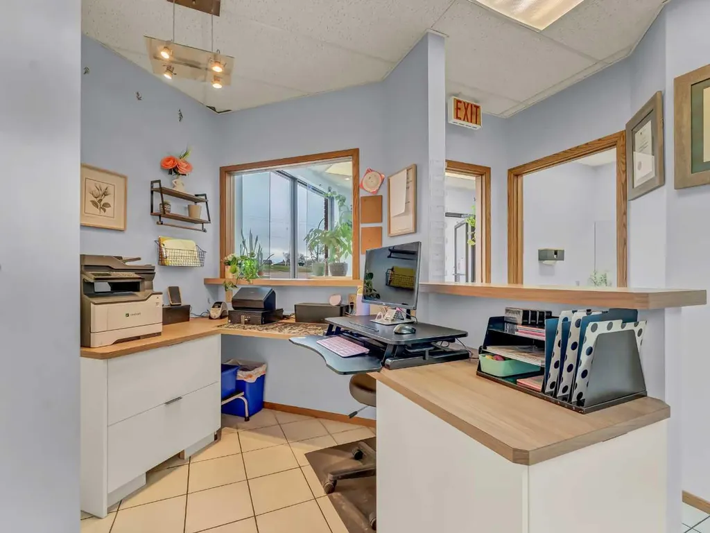 809 Bullivant Crescent SW Medicine Hat AB T1A 5G5