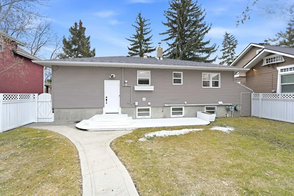 4624 49 Street Red Deer AB T4N 1T5
