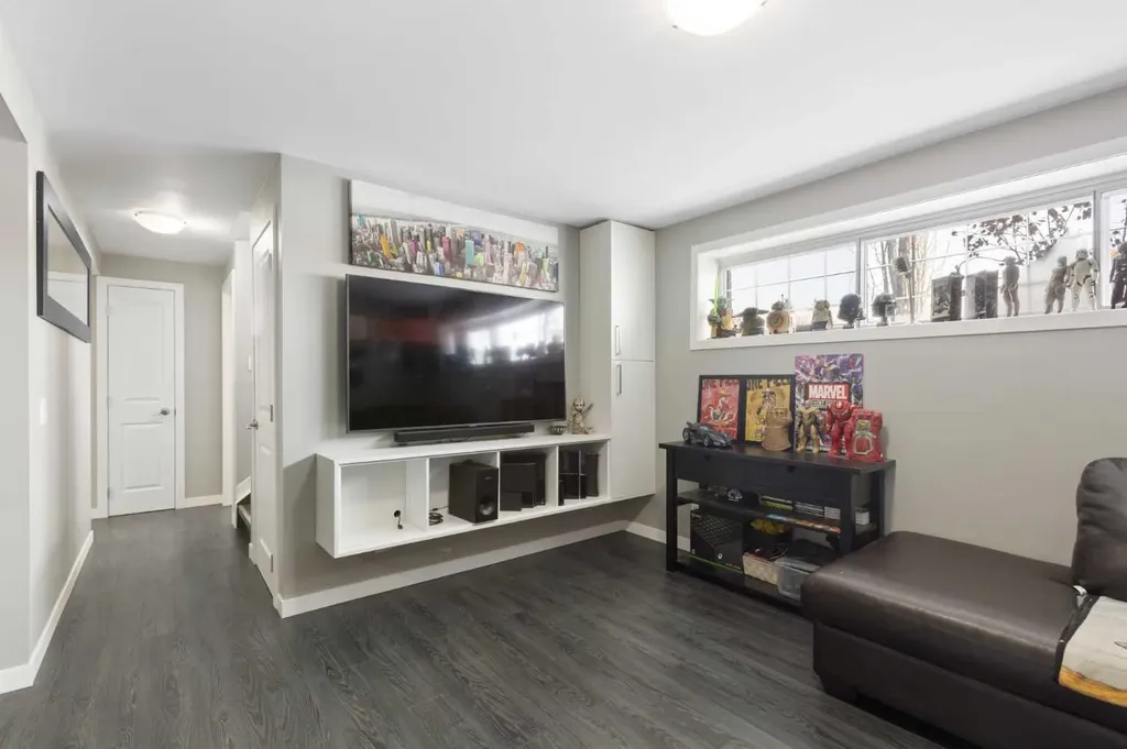172 Rundlefield Crescent NE Calgary AB T1Y 2V5