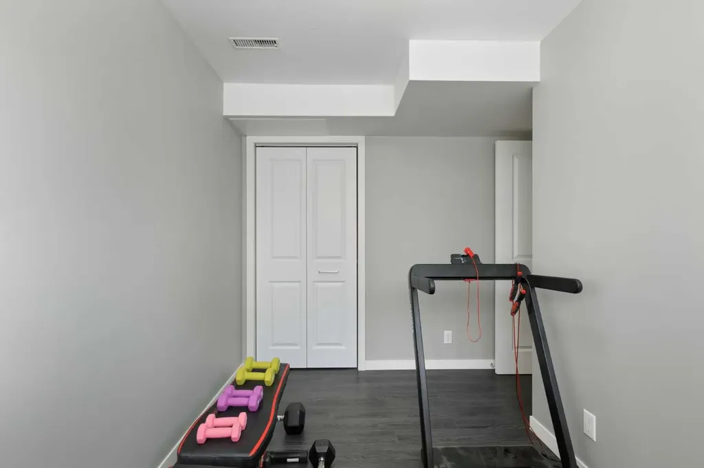 172 Rundlefield Crescent NE Calgary AB T1Y 2V5
