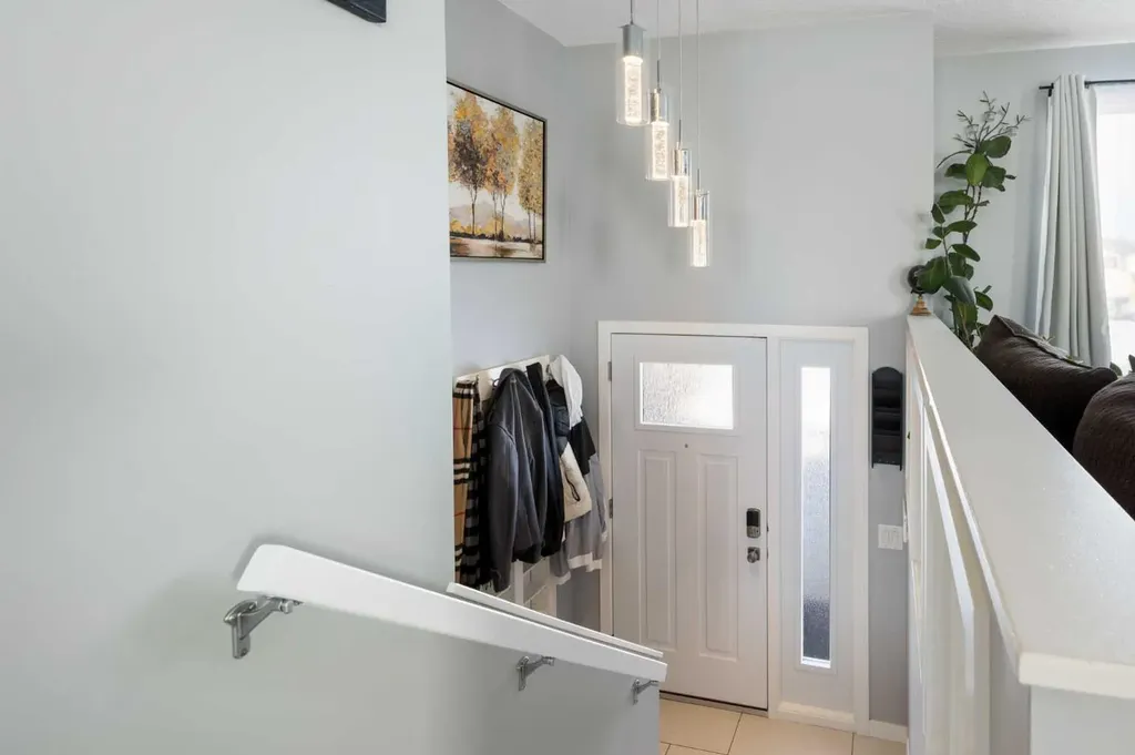 172 Rundlefield Crescent NE Calgary AB T1Y 2V5