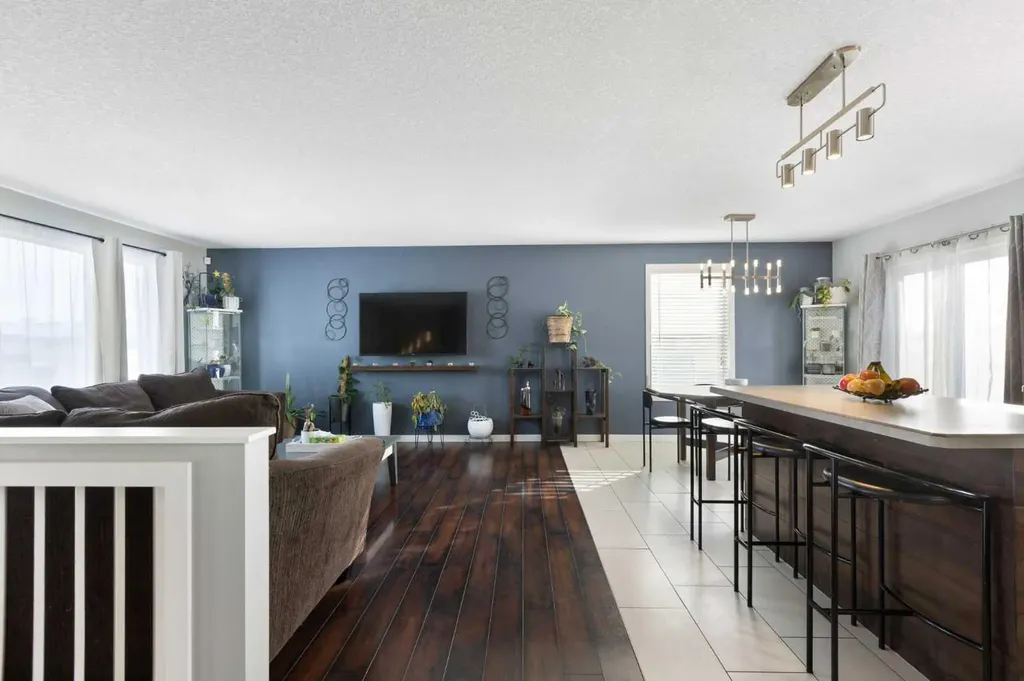 172 Rundlefield Crescent NE Calgary AB T1Y 2V5